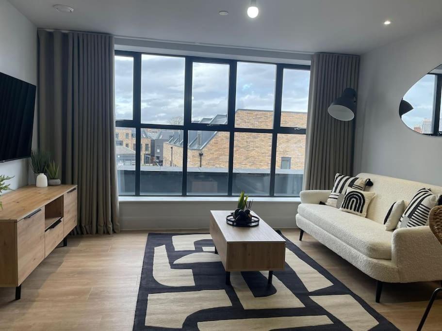 Trendy Apartment In Cardiff Free Parking Exterior photo
